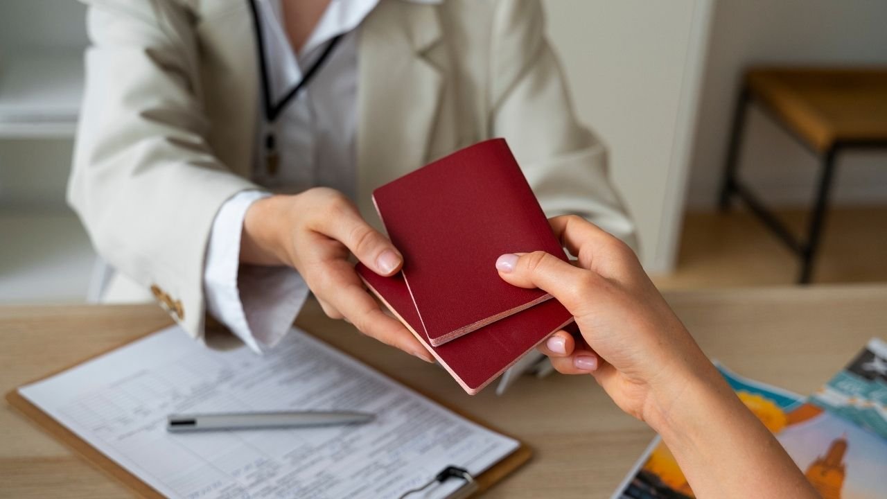 İngiliz Vatandaşı Olmak için Kaç Euro’ya Sahip Olmalıyım?